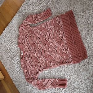 Universal Threads sweater